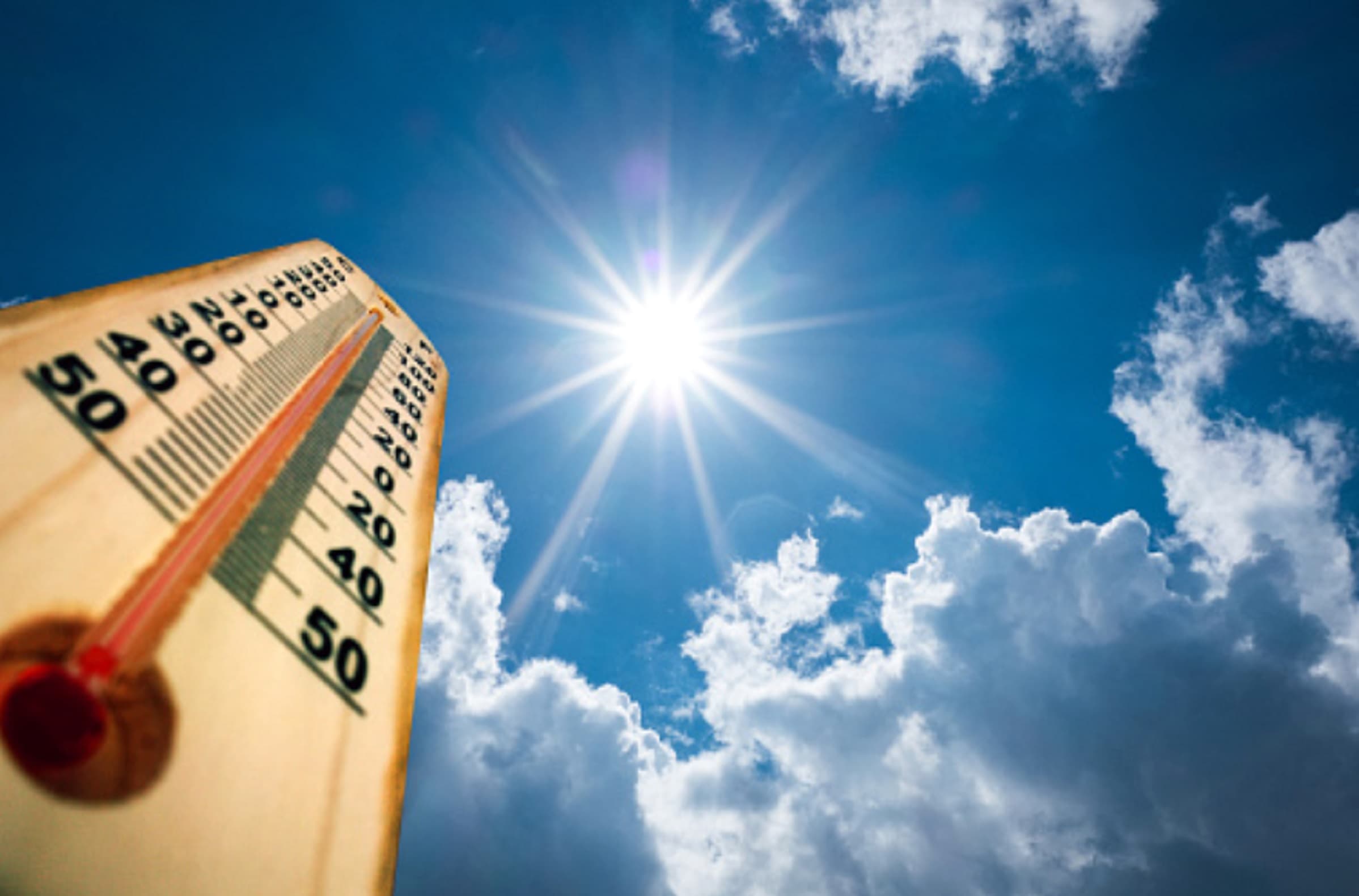 In arrivo una nuova ondata di calore sul Centro-Sud: previsti 43-44 gradi in Calabria