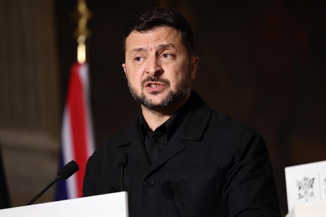 Zelensky ordina un "operazione speciale sanzioni" contro la Russia