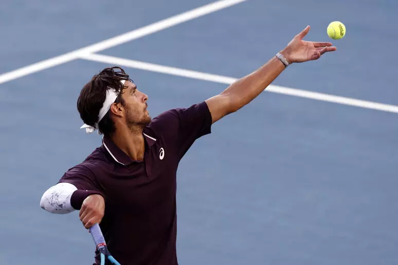 Atp Lione, Musetti vince in rimonta il derby italiano con Cobolli: in finale trova Fritz
