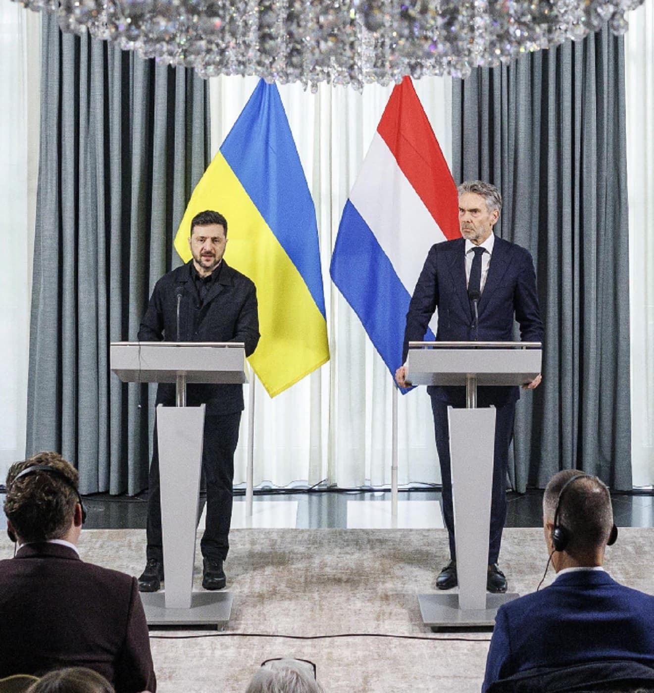 Dai Volenterosi truppe di supporto a Kiev, l'Italia fuori: pronti Francia, Gb, Paesi baltici e nordici