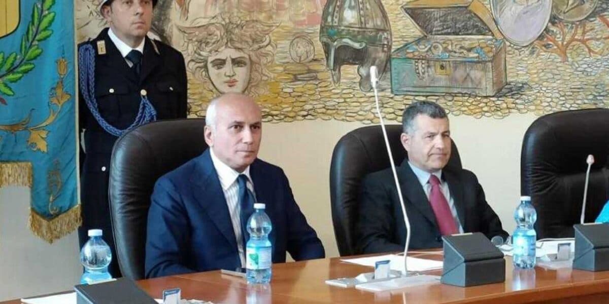 Cosenza, crisi del Pd: il presidente del consiglio comunale chiede di bandire i personalismi