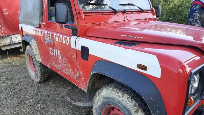 Trattore si ribalta, agricoltore muore nel Palermitano