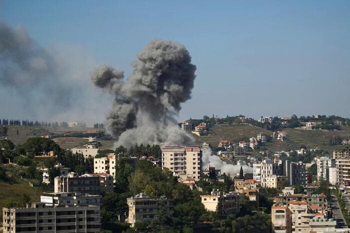 Libano: almeno 16 morti in attacchi israeliani nel Sud