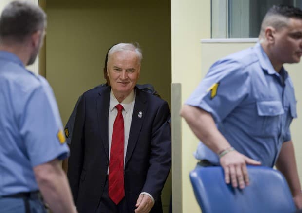 È morto Ratko Mladić, il "boia di Srebrenica": l'ex generale aveva 85 anni