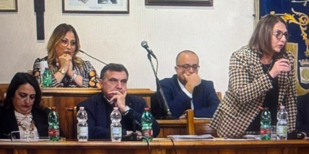 Paola, il Municipio raschia il fondo. Il disavanzo tocca quota 17 milioni