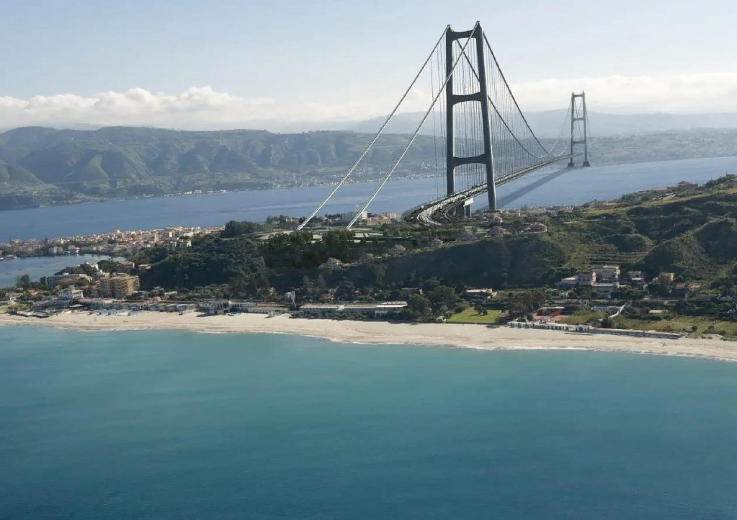 I numeri del Ponte sullo Stretto: 399 metri di altezza e 3,3 chilometri di lunghezza
