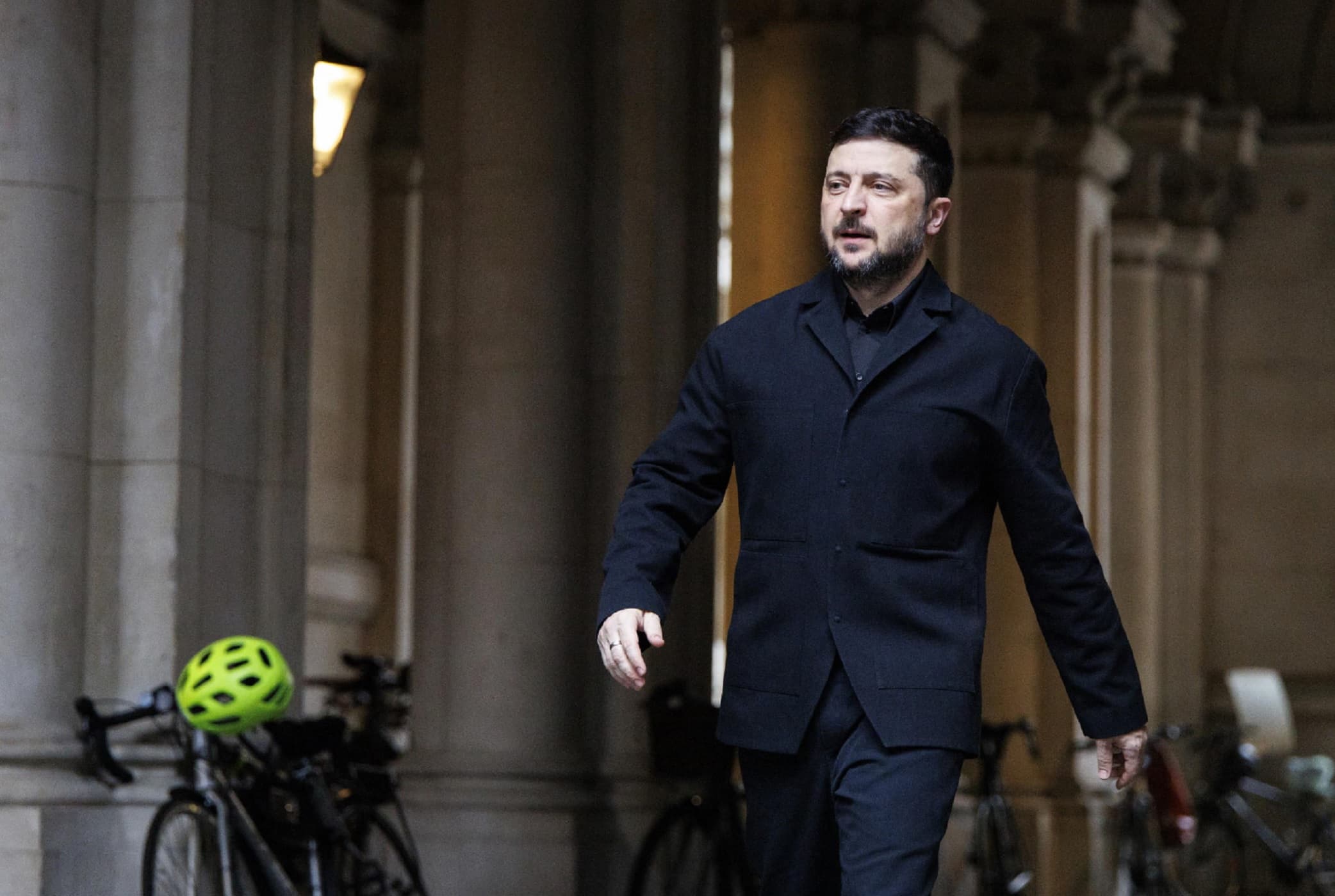 Zelensky capta segnali negativi: “La Russia si prepara a continuare la guerra”
