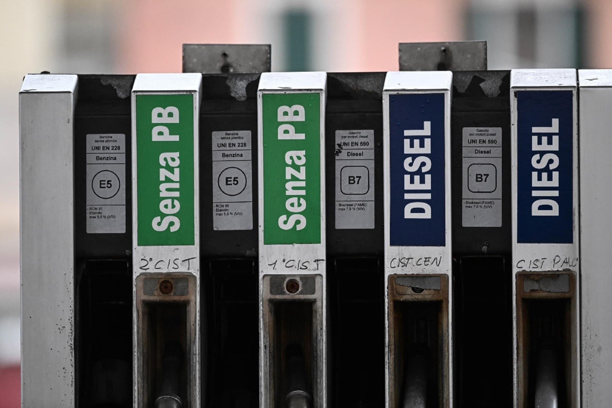 Approvato il decreto carburanti: taglio delle accise fino al 5 settembre