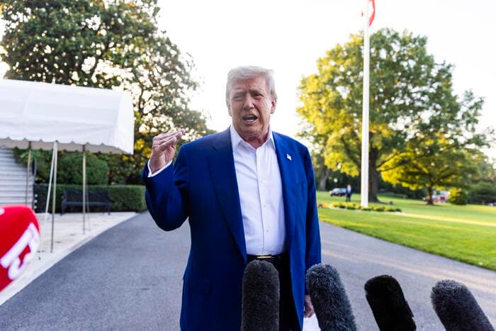 Trump: "La guerra contro l'Iran finirà presto, non possono resistere". Ghalibaf: "La sua è una diplomazia teatrale"