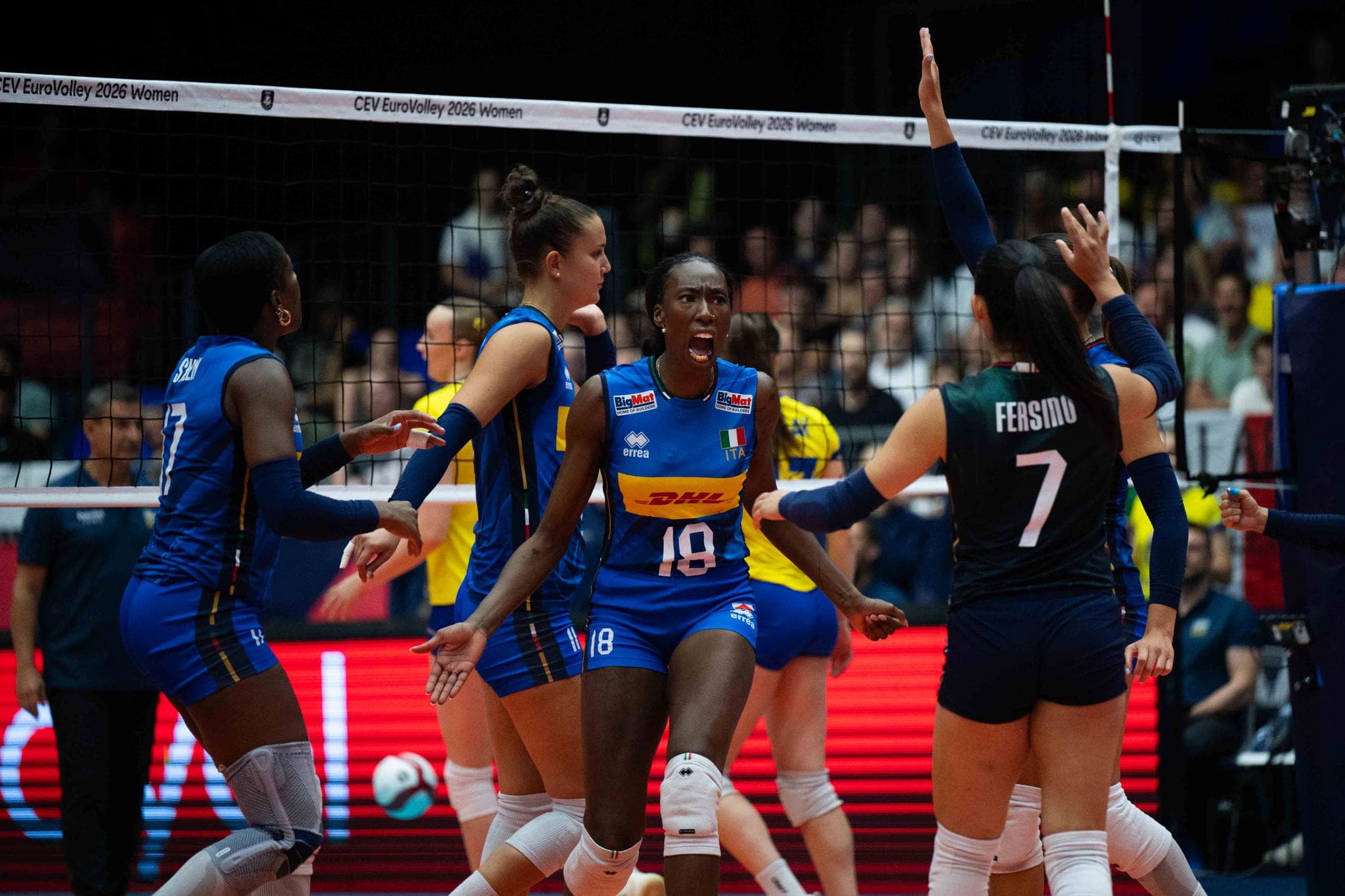 Europei di volley, l'Italia di Velasco soffre ma supera la Svezia (3-1). In semifinale Olanda o Polonia