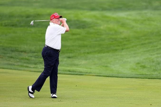 Fino a 49 milioni di dollari per il rinnovo del campo da golf di Trump a Washington