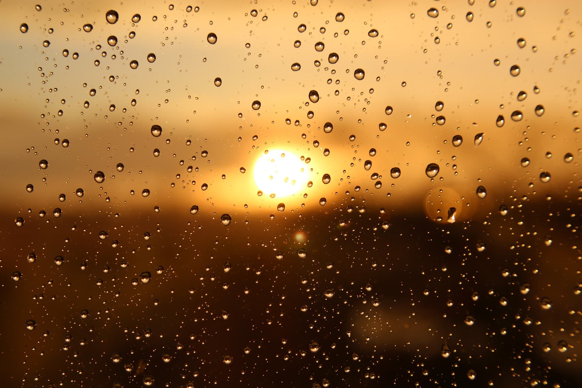 Meteo, allerta gialla in Sicilia e Calabria, venerdì nuovi temporali