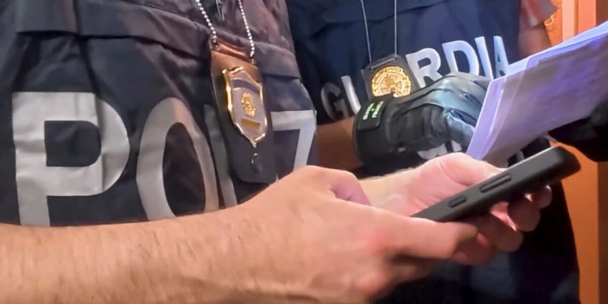 "Ti stacco la testa, ti metto nel cofano e ti porto in Calabria". Truffe e metodi mafiosi dalla Brianza a Vibo: smantellata la banda dello "Schema Ponzi"