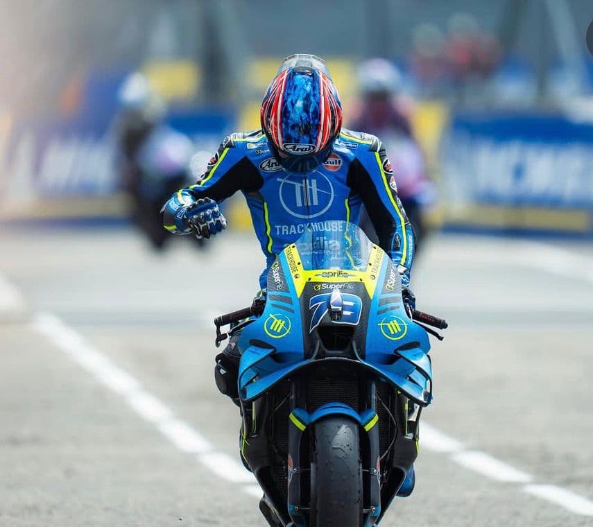 MotoGP, ad Assen trionfa il giapponese Ogura. Bezzecchi cade dopo soli tre giri