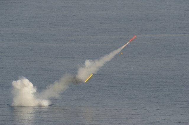 Marina ucraina: "Missili russi colpiscono una nave mercantile turca: 5 morti"