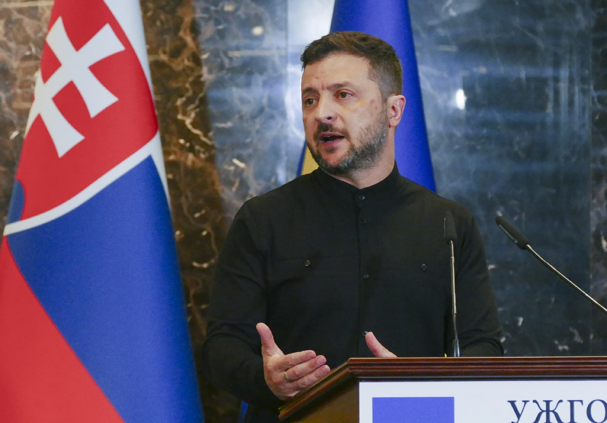 Guerra in Ucraina, Zelensky: "Rinunciamo all'adesione alla Nato se ci sono garanzie di sicurezza"