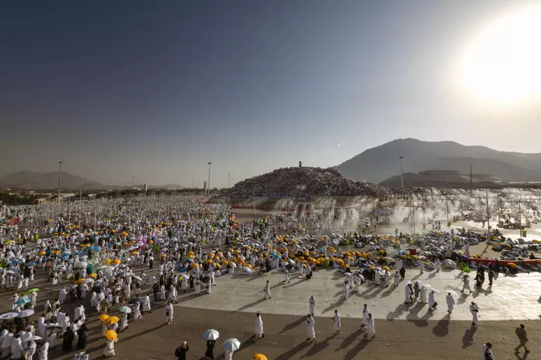 Gli Houthi sparano su La Mecca, Riad: "Superato il limite"