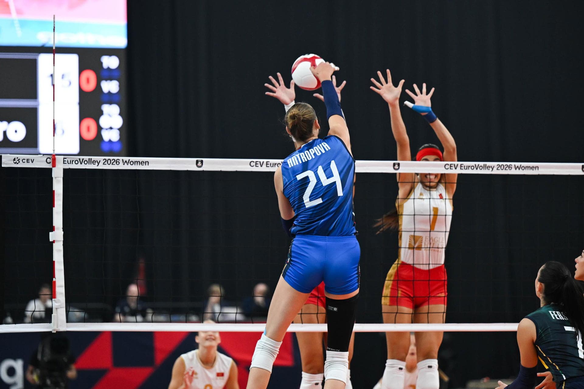 Europei, bis dell'Italvolley femminile: 3-0 facile al Montenegro