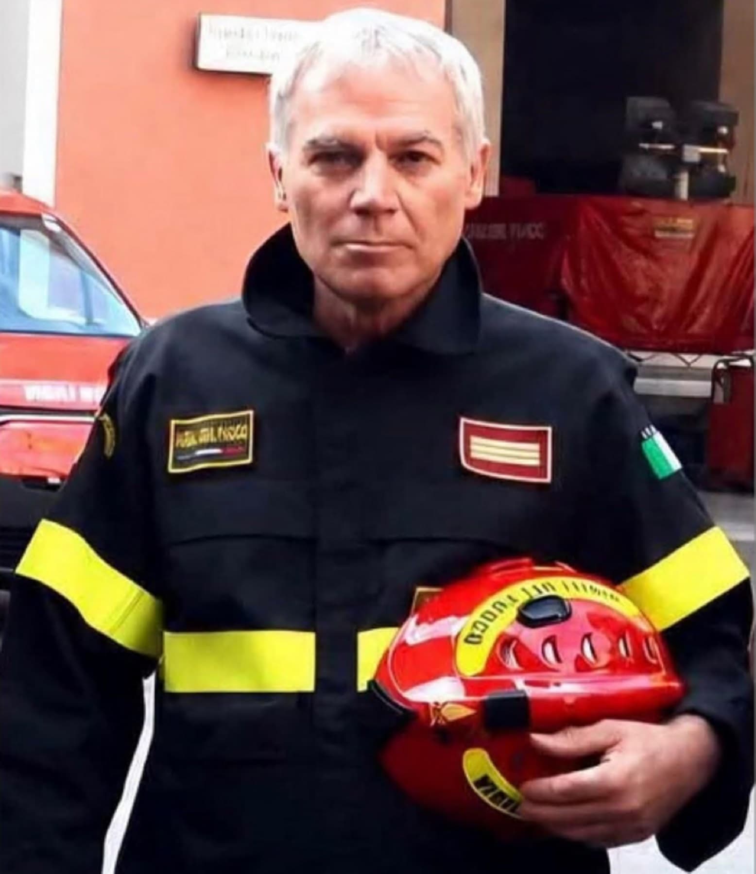 Vigile del fuoco morto durante un incendio, Caltanissetta si stringe attorno alla famiglia di Alessandro Marchì