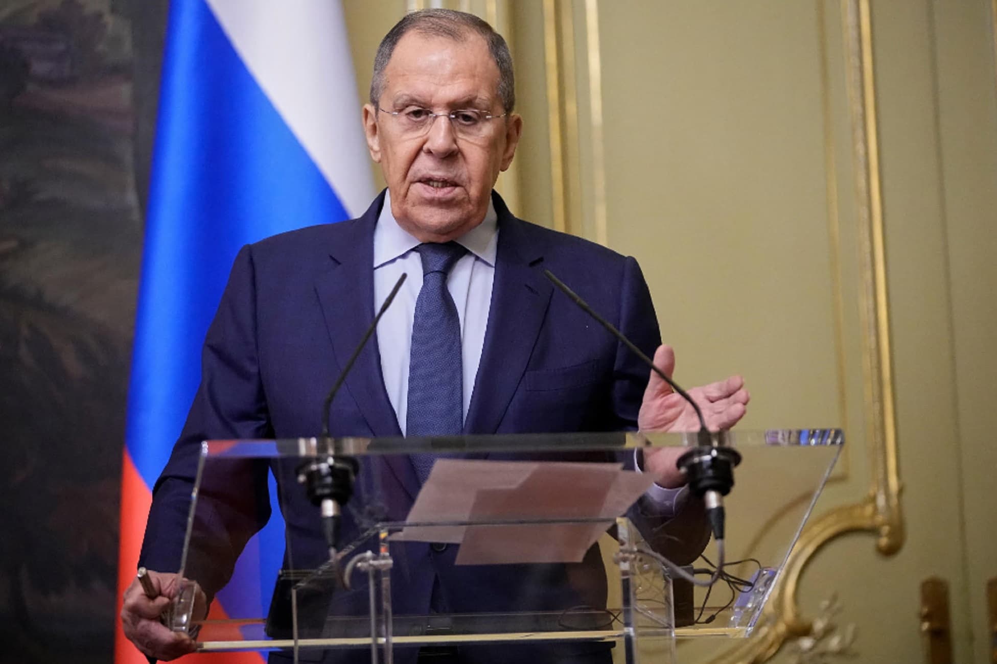 Lavrov, "Le accuse tedesche per l'aeroporto di Lipsia sono l'inizio di una vera guerra"