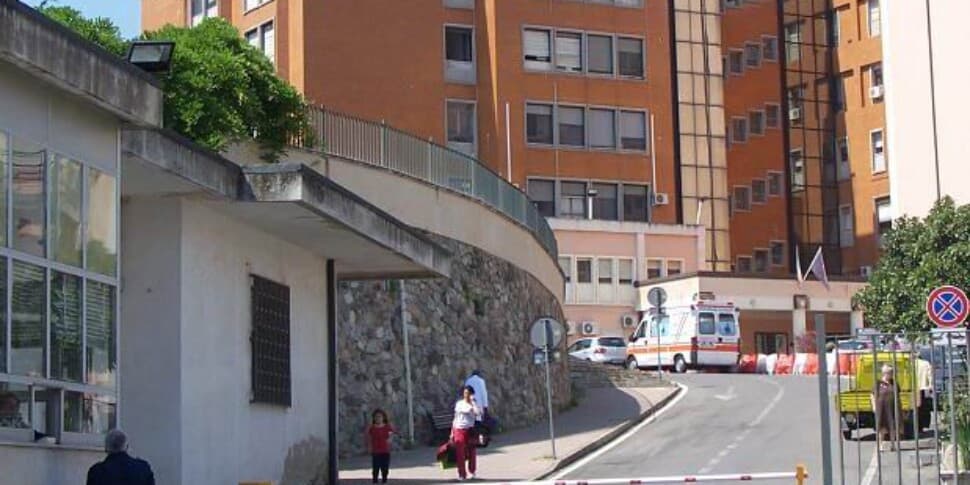 Analisi cliniche a puntate:  prelievi a Corigliano  e refertazione a  Rossano