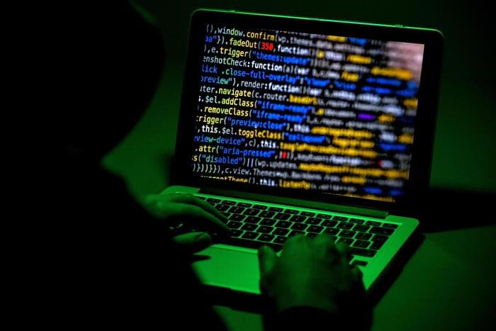 Cyberattacco in Francia, violati i dati dell’Hauts-de-France: a rischio anche coordinate bancarie