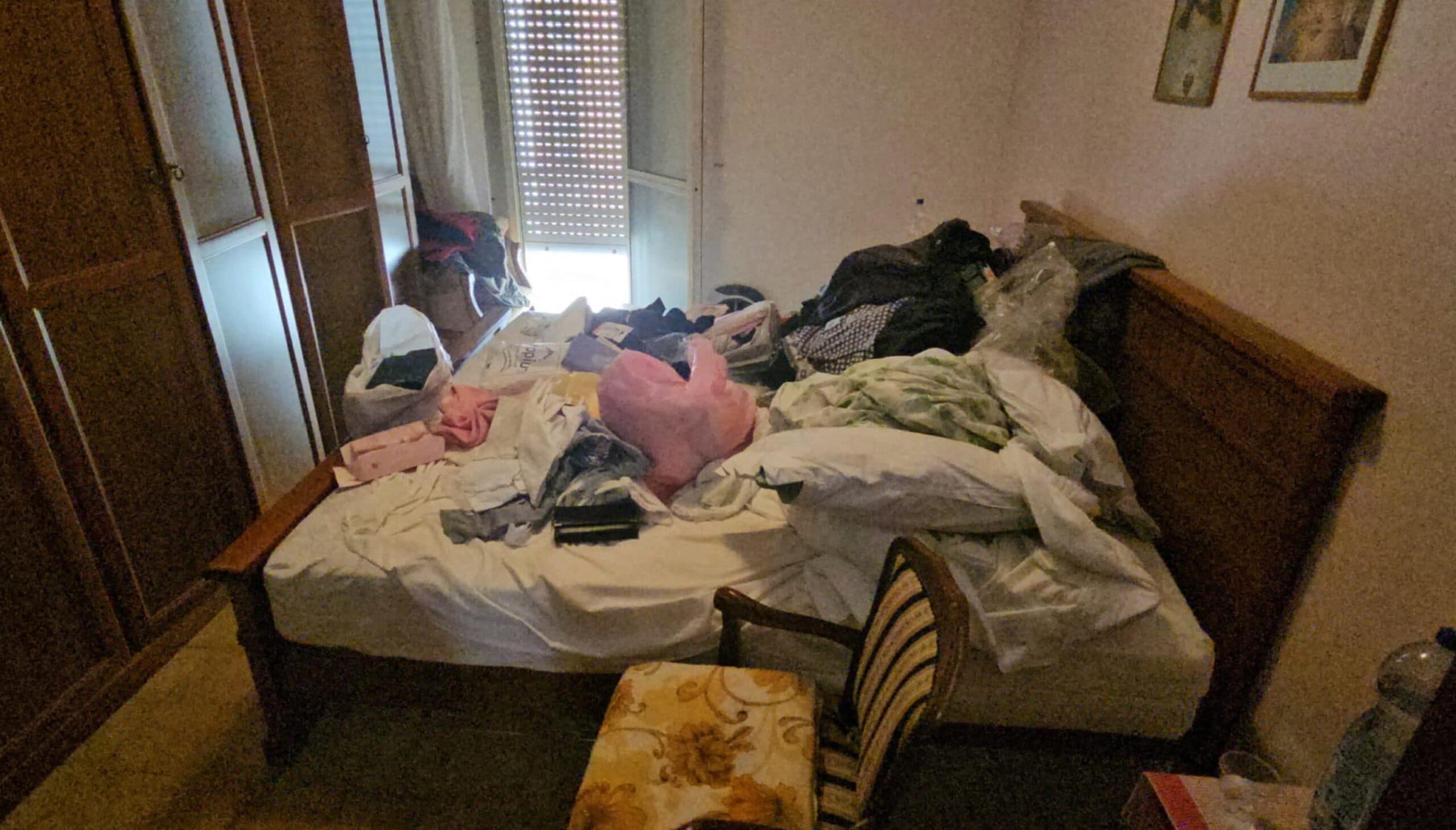 L'80enne che nascondeva le due sorelline a Formia: "Me le ha portate il nonno"