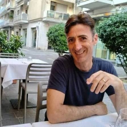 Difende il figlio durante una lite e viene colpito con un pugno: morte encefalica per il 50enne Diomede Barchiesi