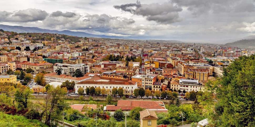 Cosenza, ancora disagi per l'acqua: proseguono i lavori sull'Acquedotto del Merone