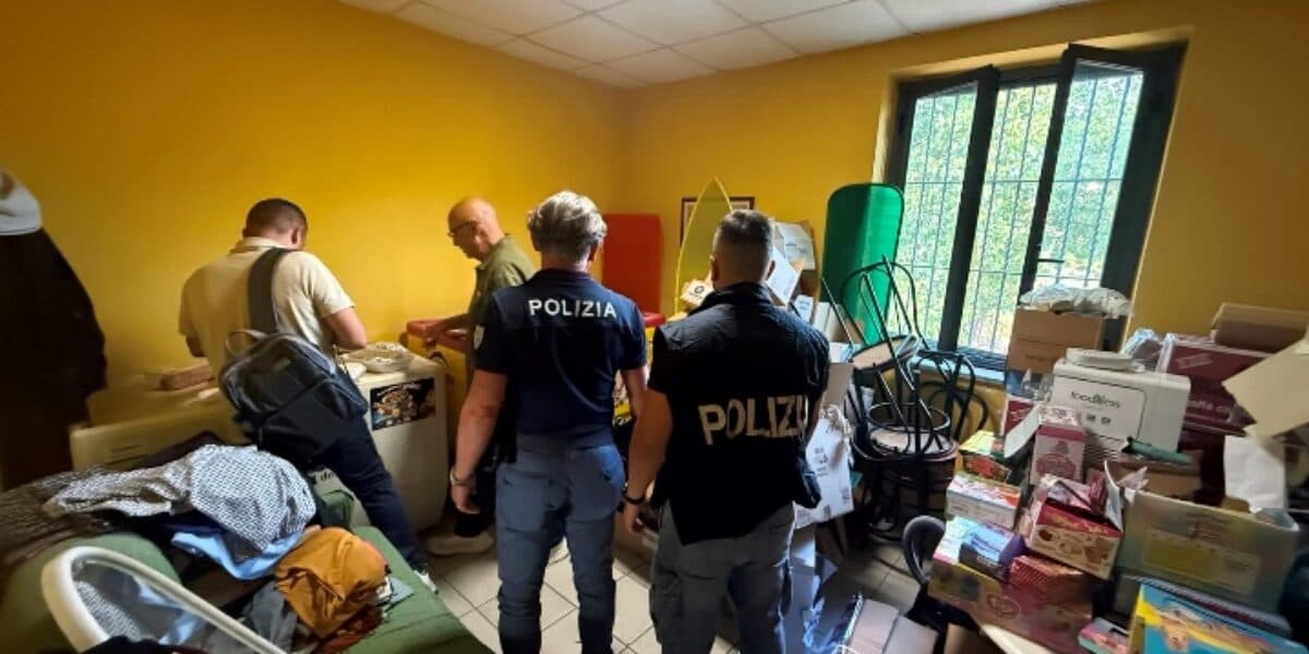 Crotone, maxi-blitz “Focus ’Ndrangheta”: chiusi negozi e sale giochi, multe per 23mila euro e cibo sequestrato