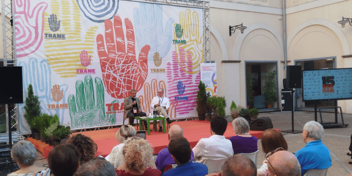 “Terroni” e remigrazione. Razzismi di ieri e di oggi: a «Trame» l’incontro con l’antropologo Vito Teti