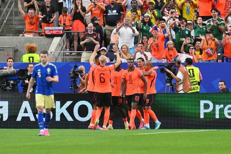 Mondiali: l'Olanda vola con Brobbey e Gakpo, 5-1 alla Svezia
