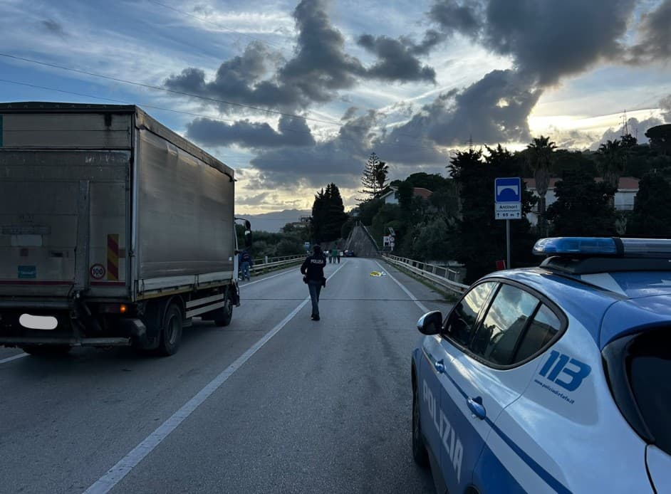 Incroci di dolore a Capo d'Orlando: 18enne muore come il padre 13 anni fa, l'amico ferito legato a un’altra tragedia della strada
