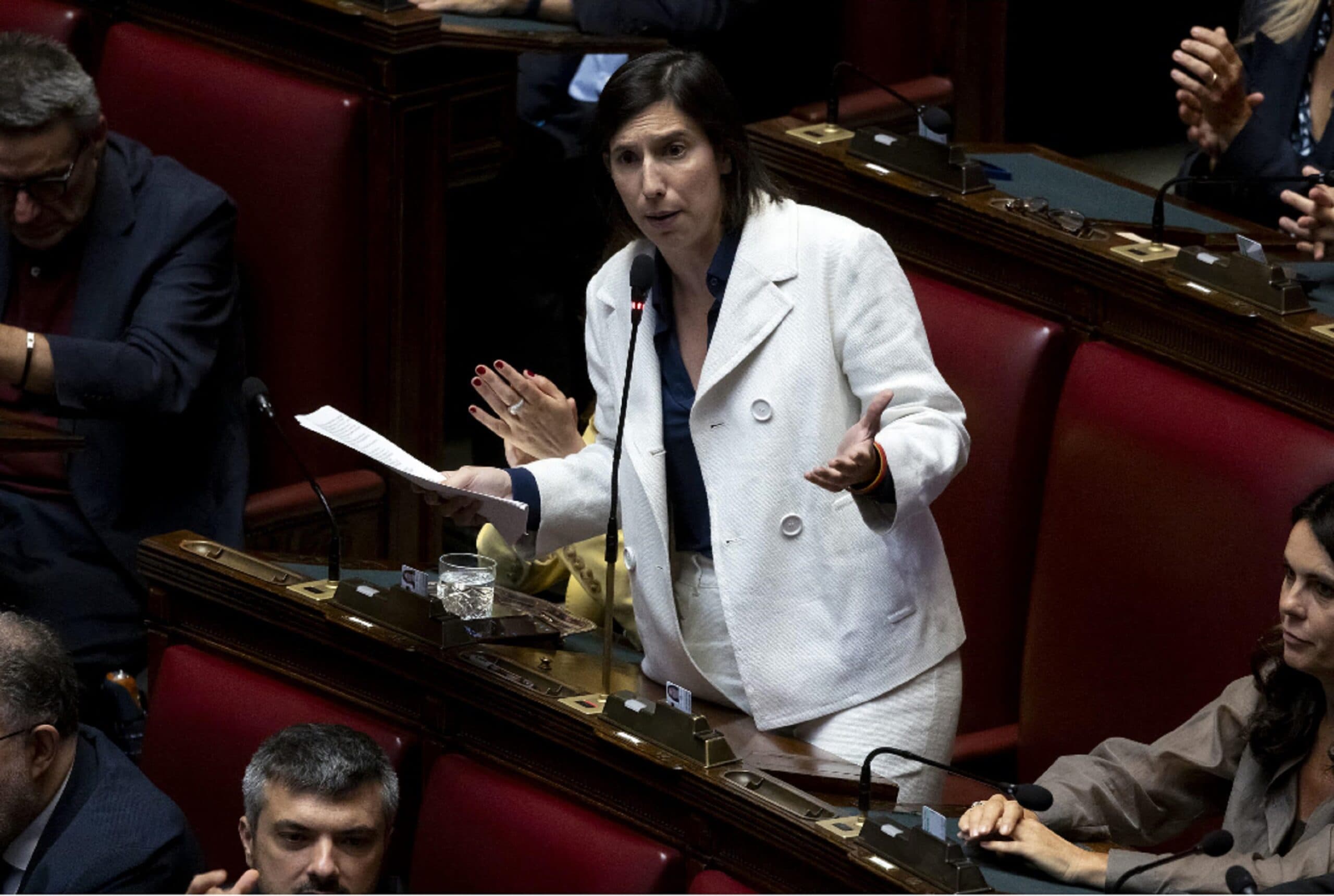 Schlein: il decreto scuola è una vergogna, caccia alle streghe sulla pelle dei bambini