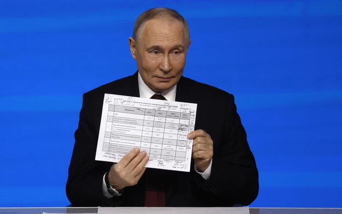 Putin: "Disposti a negoziare sulle proposte del 2024. Non vedo la disponibilità di Kiev a discutere sui territori"