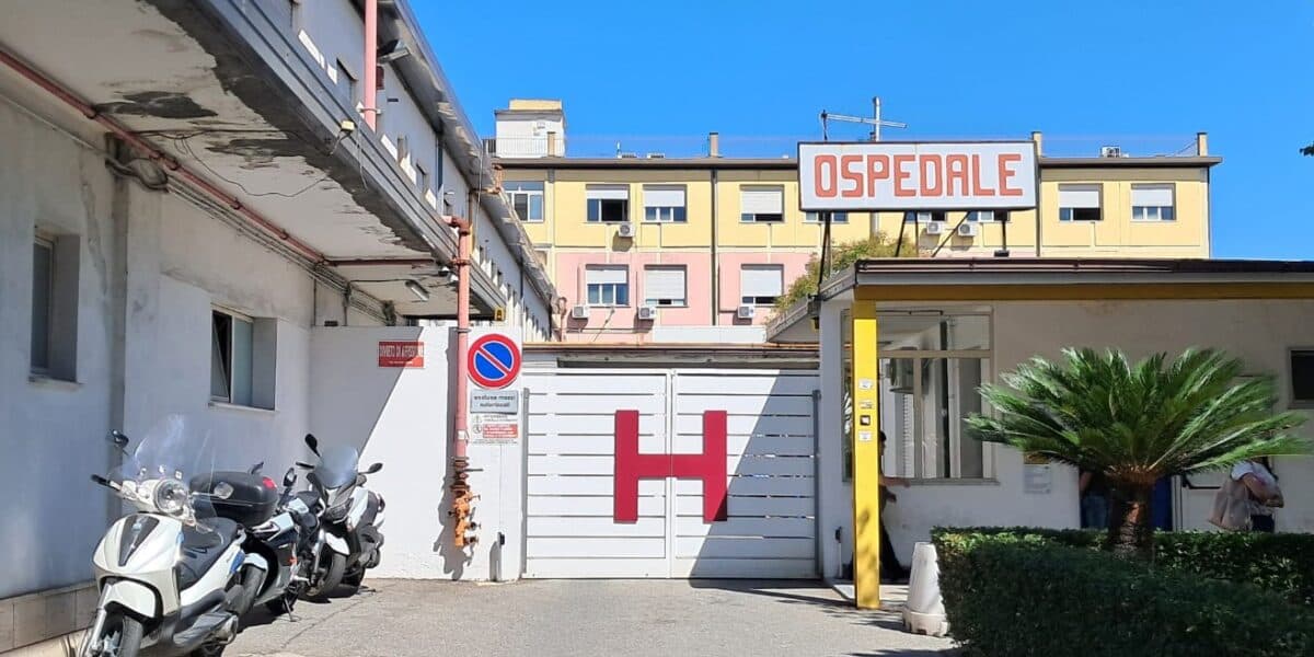 Vibo: viaggio dallo Jazzolino alle periferie tra le luci e le ombre della sanità