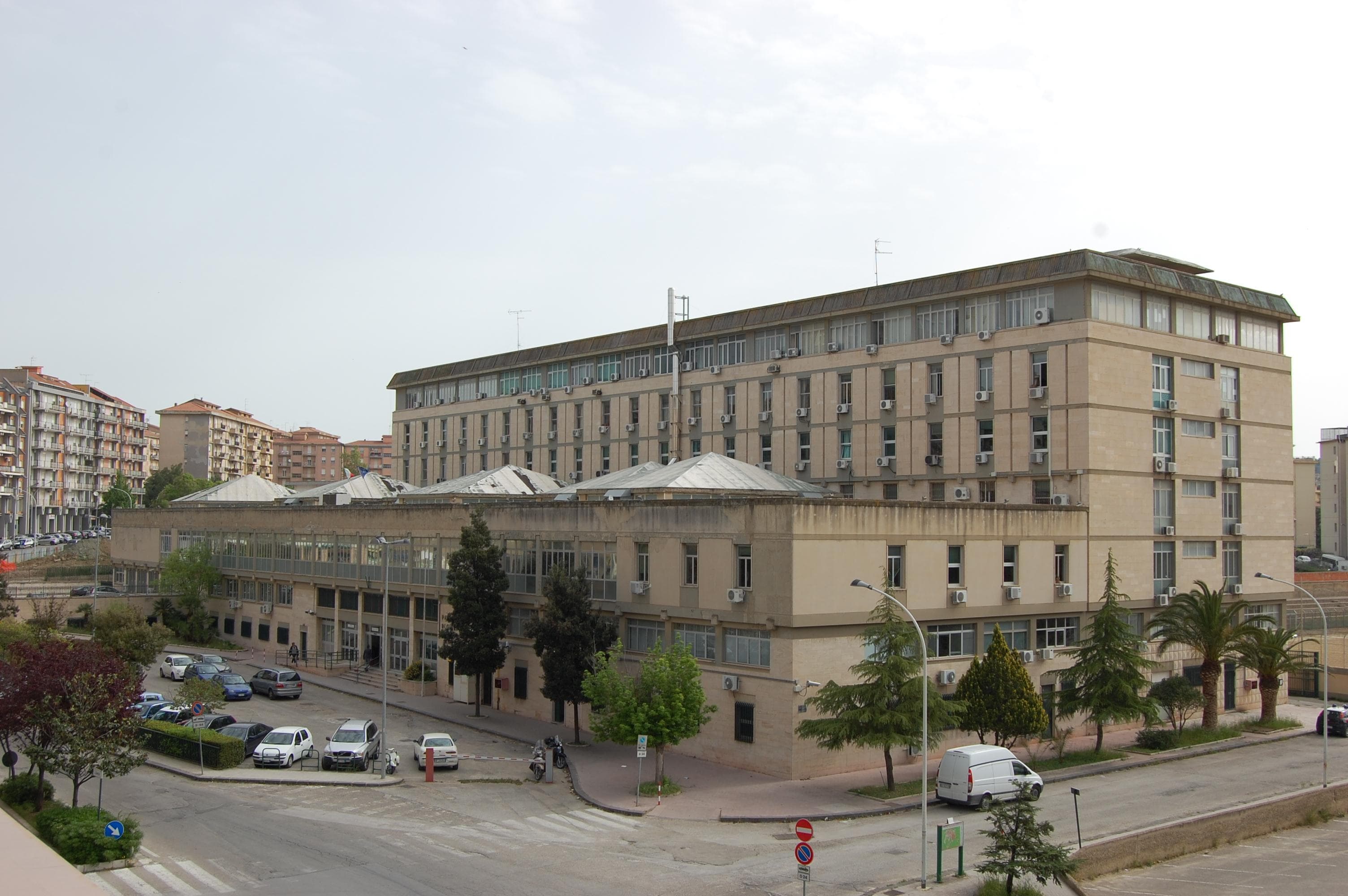 A Caltanissetta anziani abbandonati nelle case di riposo per contenere i costi, provvedimenti per 3 indagati