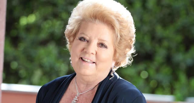 Addio a Wilma De Angelis, morta a 96 anni la cantante e icona della TV italiana