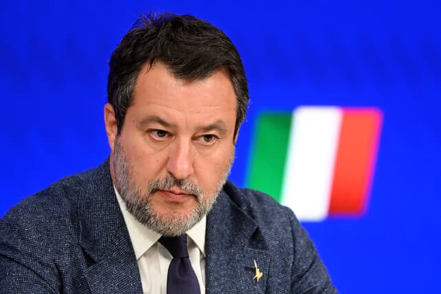 Salvini sui manifestanti: «Approvare la norma "chi rompe paga". Ieri in azione criminali senza valori»