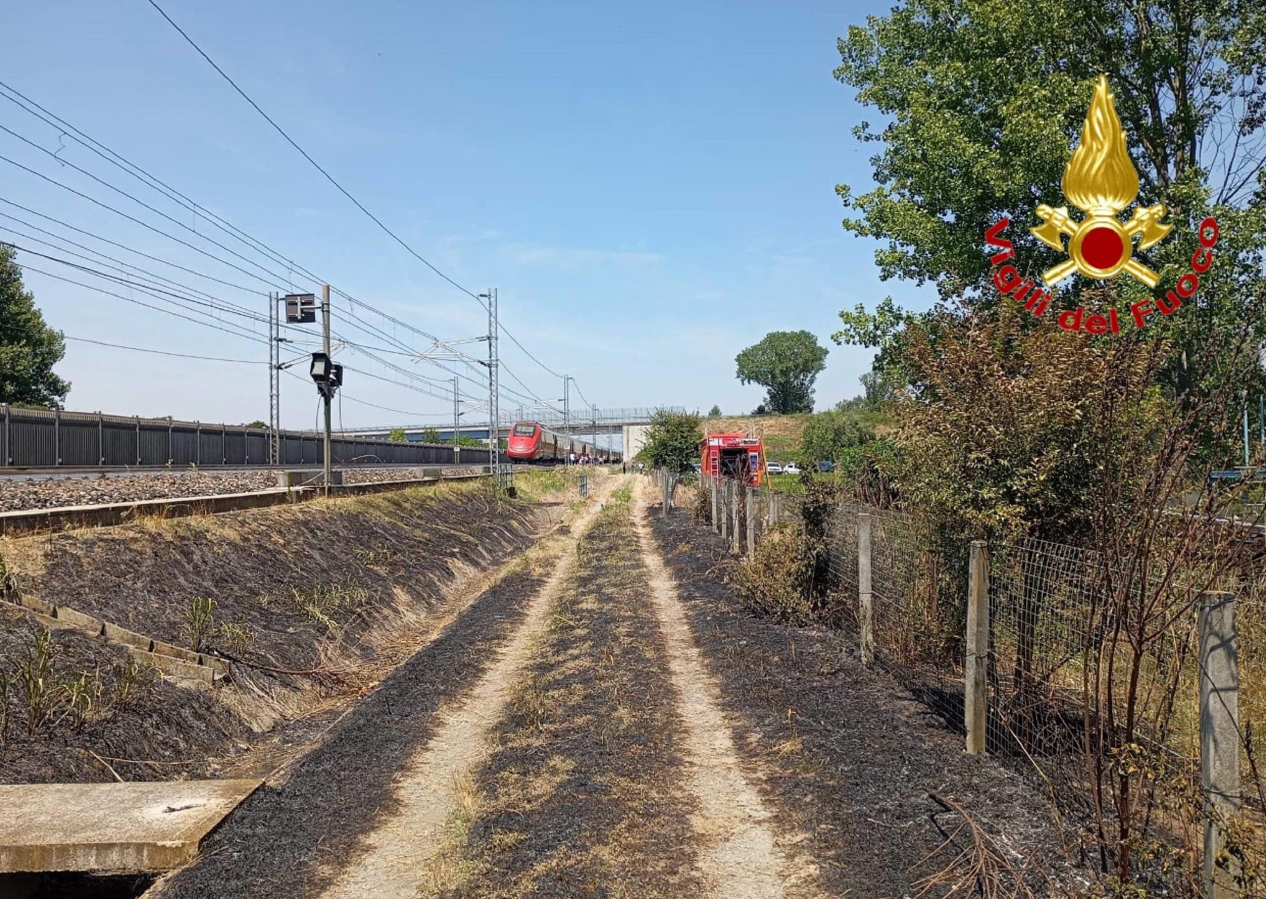 Alta Velocità Milano-Bologna sospesa: caos treni, ritardi e cancellazioni. Passeggeri bloccati senza aria condizionata
