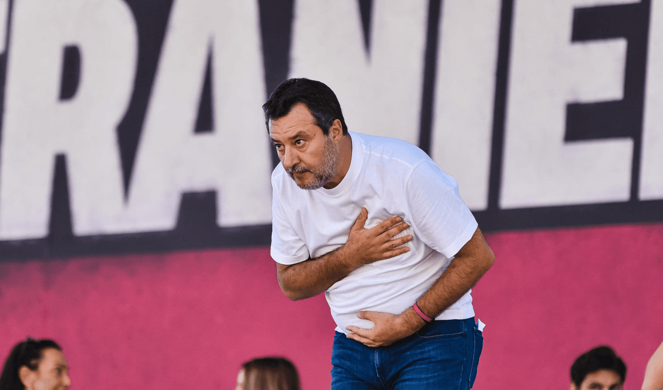 Pontida, Salvini annuncia il congresso straordinario a ottobre: "Basta veleni e caccia alle poltrone"