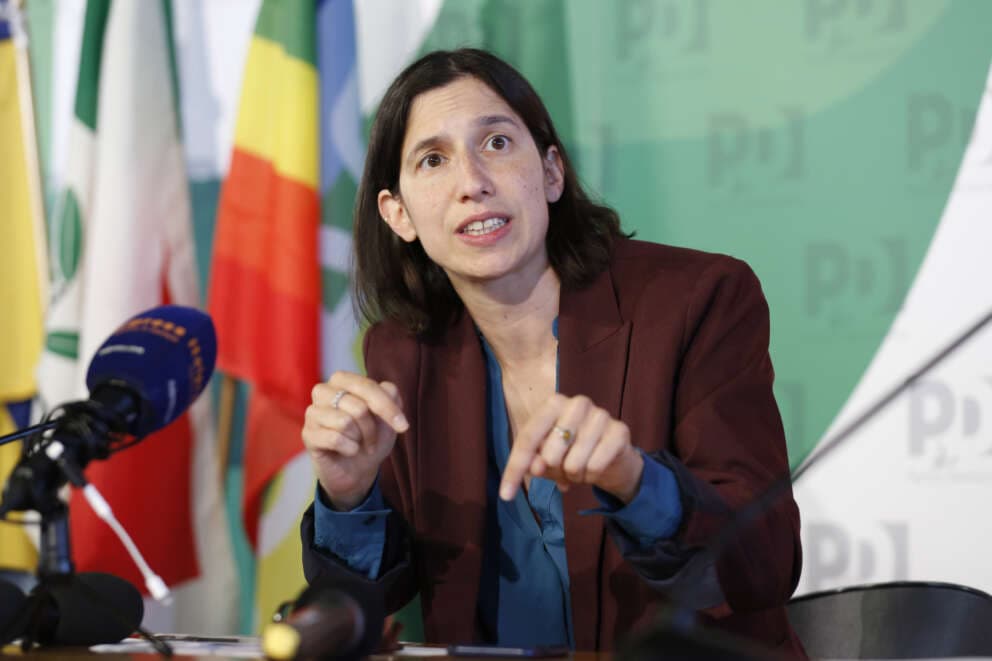 Schlein avverte sul Ddl Antisemitismo: "Modifiche o voto contrario"