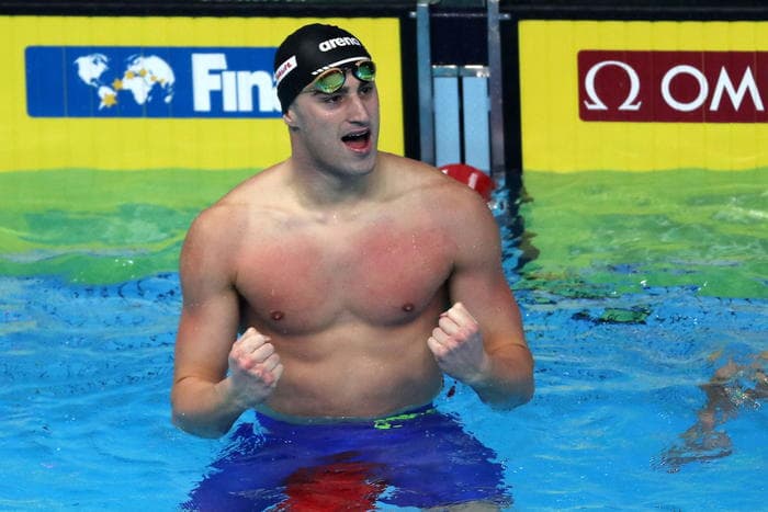 Europei di nuoto, Razzetti d’argento nei 400 misti: è la prima medaglia azzurra in vasca
