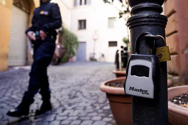 Affordable Housing Act: ecco le norme Ue sugli affitti brevi. Centrodestra in rivolta