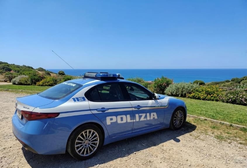 Sicurezza estiva a Crotone, i sindacati contro il questore: «Turni irregolari, fermi l'ordinanza»