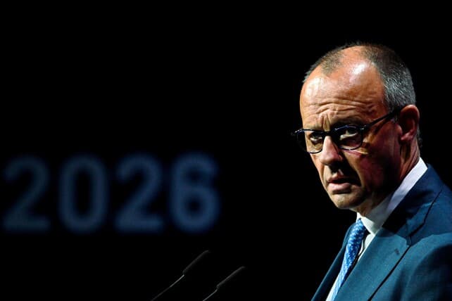 Disastro Cdu: in Germania vincono gli estremisti di Linke e Adf