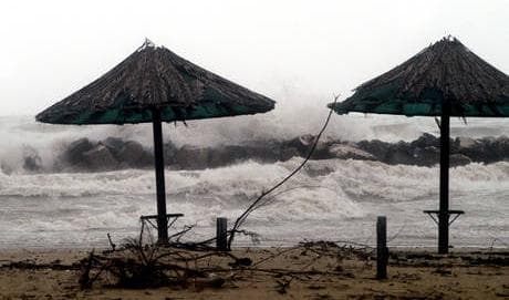 Maltempo, oggi allerta gialla in 10 regioni: ci sono anche Sicilia e Calabria