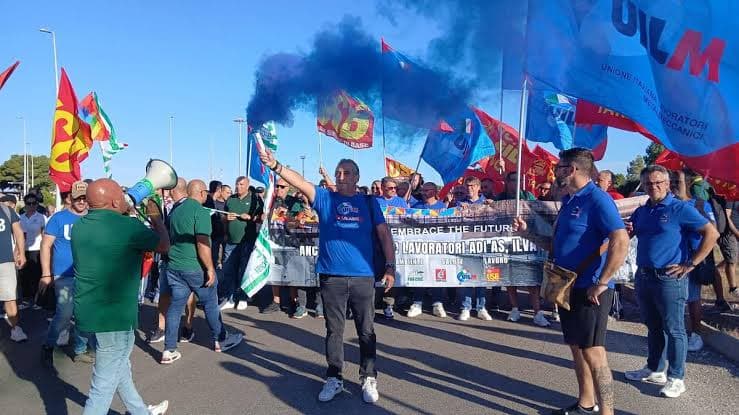 Ex Ilva, l'indotto si ferma: sciopero di 24 ore e blocchi stradali
