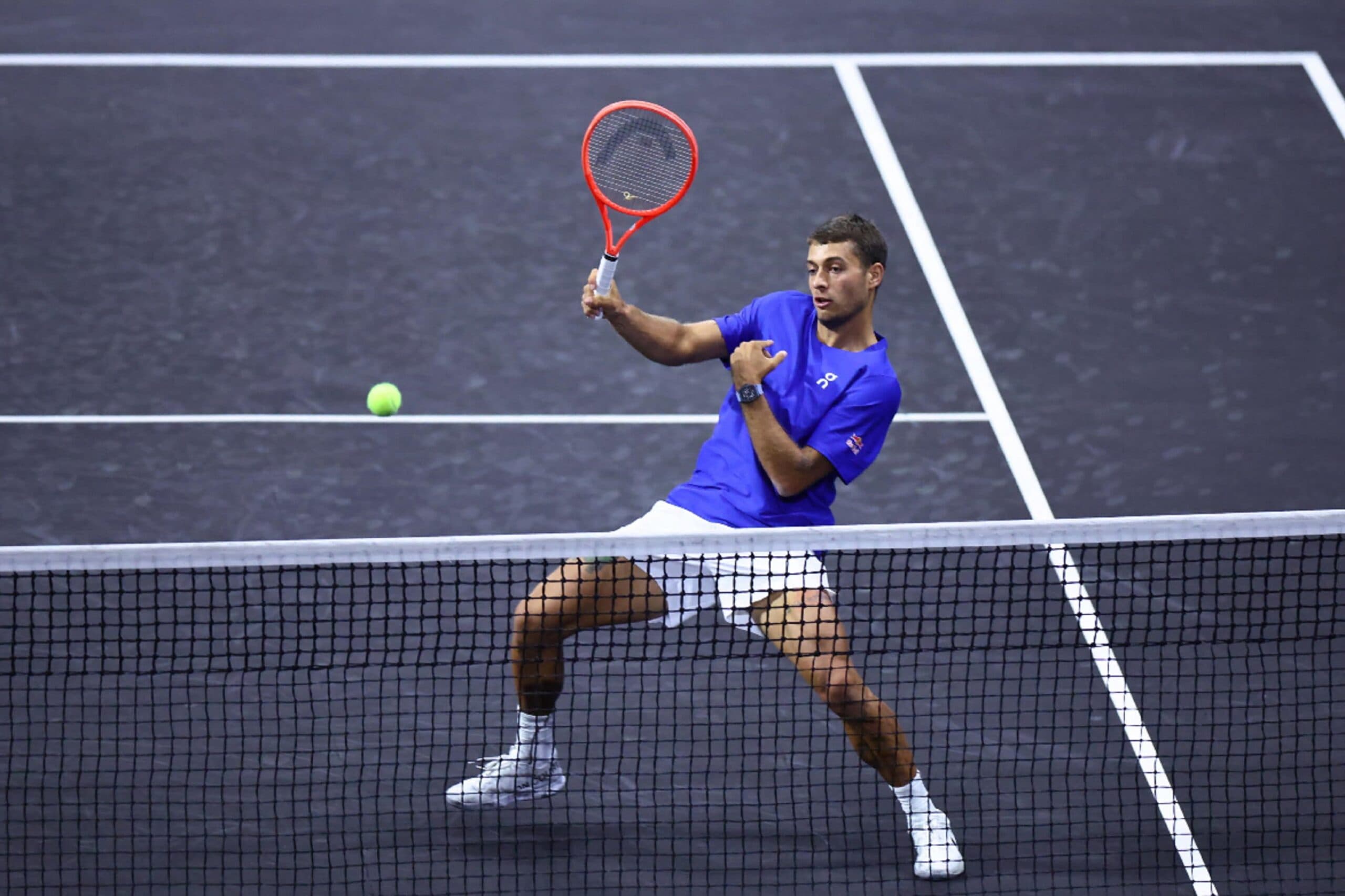 Cobolli ko al primo turno a Pechino: Safiullin lo batte 6-3, 6-2