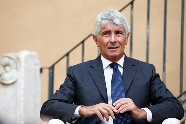 Panchina azzurra, il ministro Abodi indispettito: «Una brutta figura da recuperare»
